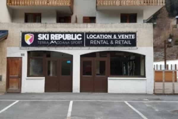 Ski Republic Centre Station Terra Modana Sport